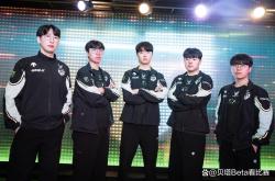 开云体育登录-KT碾压DK，Chovy完成史诗逆转淘汰赛3:1（伦敦）