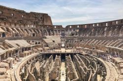 开云体育下载-罗马竞技场上演绝杀大战，球队胜利在望