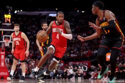 开云体育-梅赛德斯横扫红牛二队，阿隆索扛起全队的简单介绍