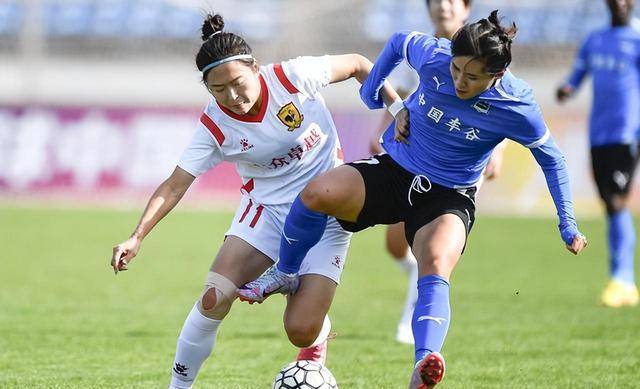 中国女足防守稳固，轻松击败对手