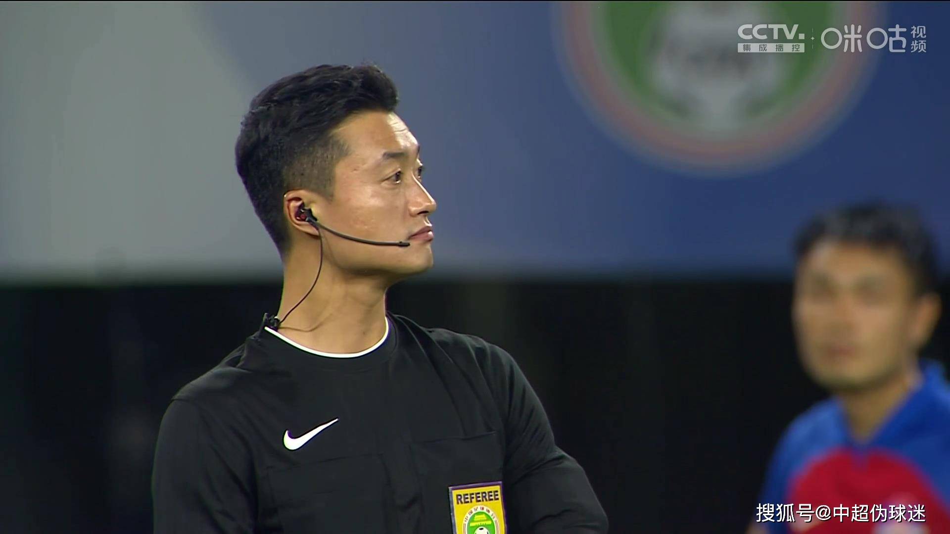 上海上港客场取胜，继续保持不败纪录的简单介绍