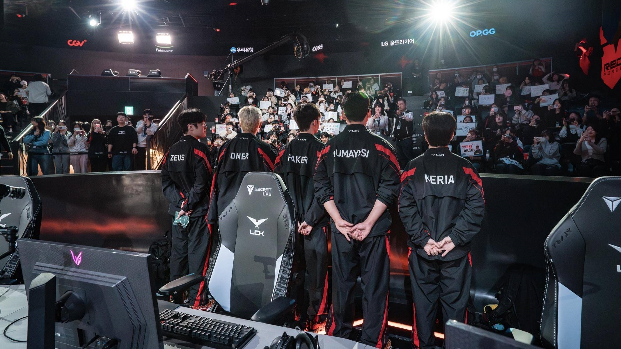 C9翻盘DRX,Oner拿下关键大龙小组赛2:0(首尔) C9翻盘DRX,Oner拿下关键大龙小组赛2:0(首尔)