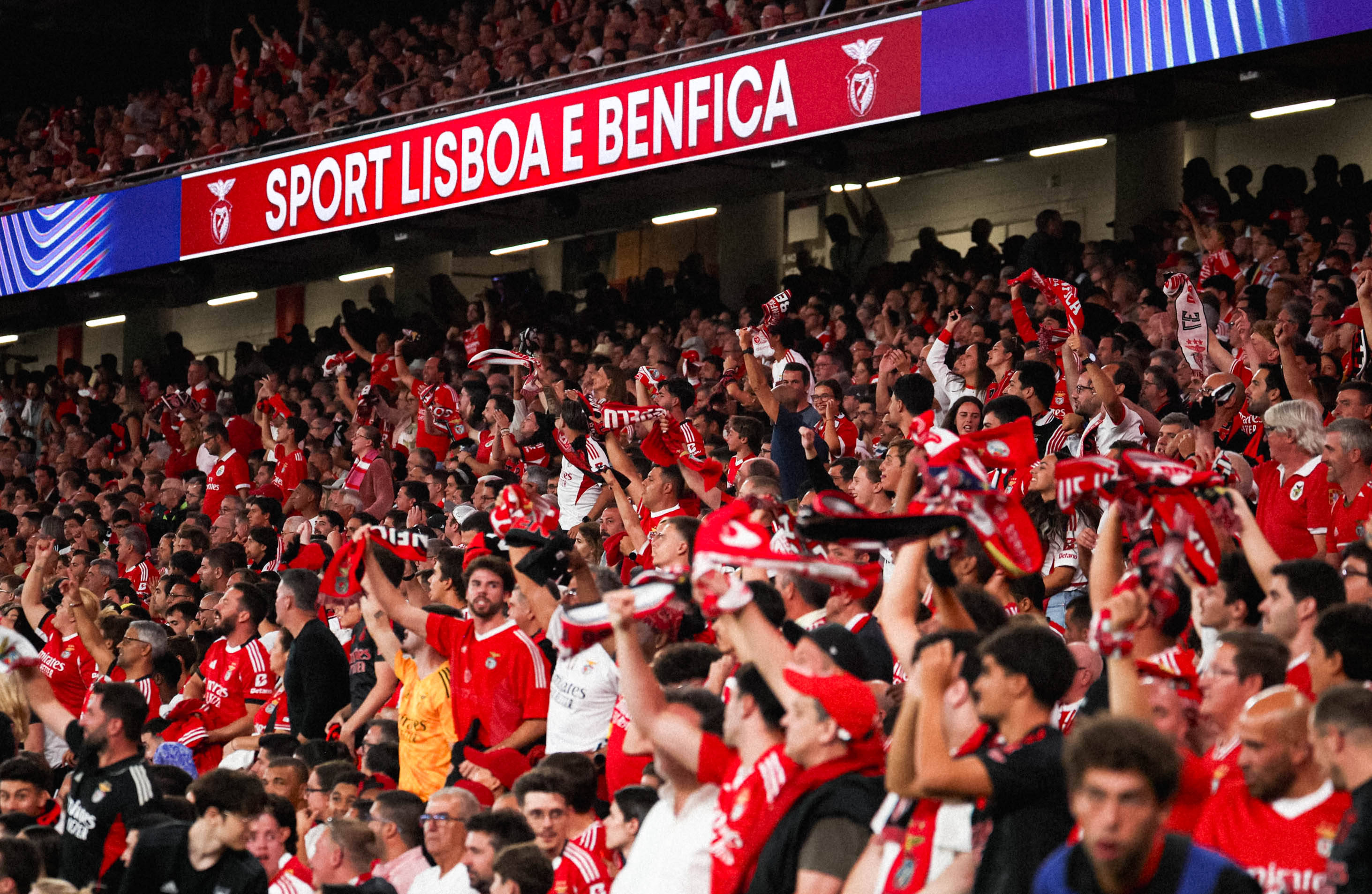 波兰反击积分榜，欧冠劲旅难以阻挡