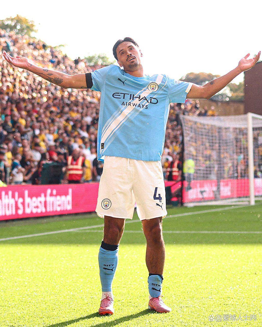 曼城客场一球小胜，暂时重登榜首位置！的简单介绍