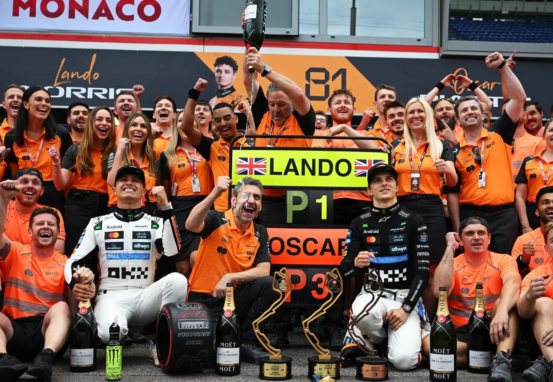 威廉姆斯翻盘红牛车队，诺里斯扛起全队