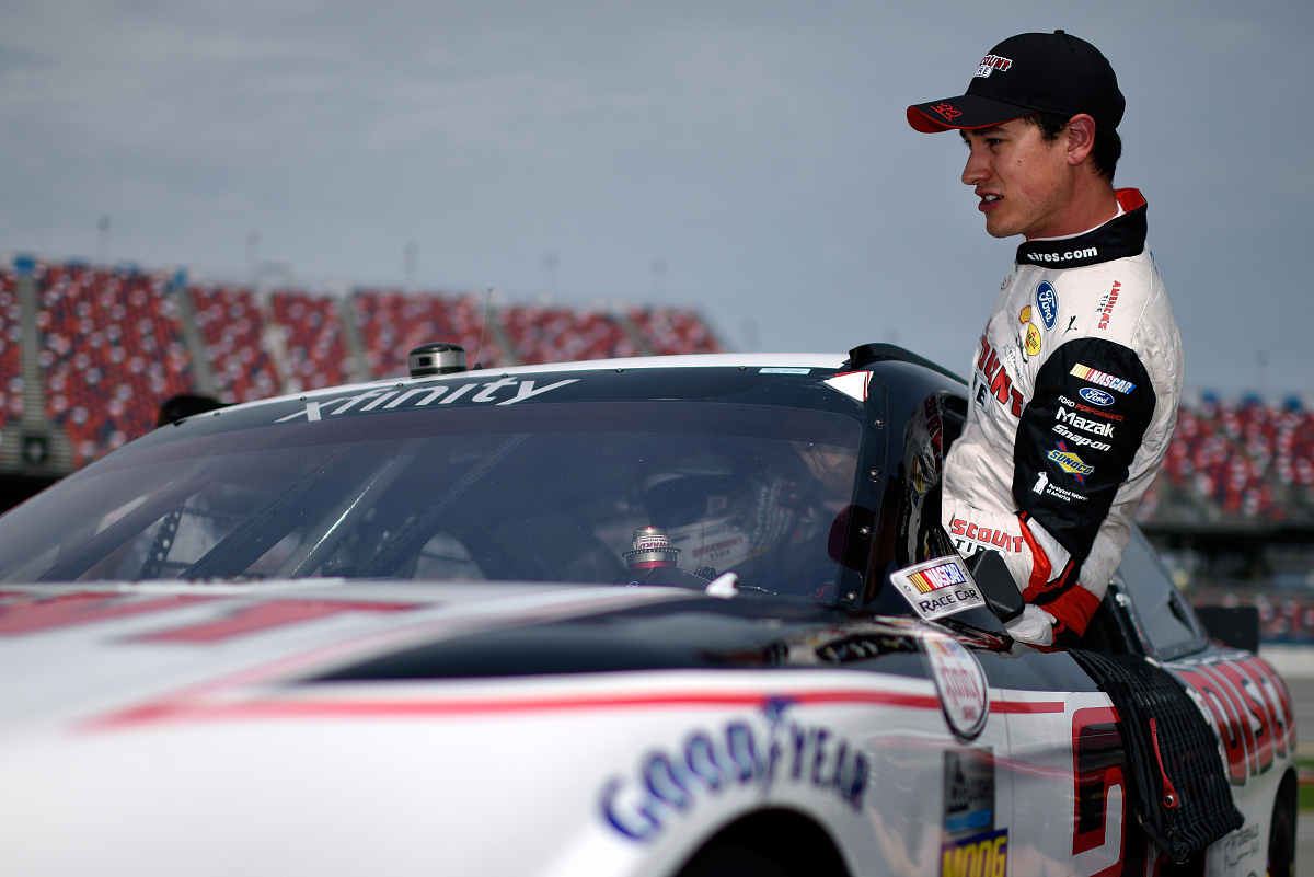 法拉利横扫雷诺车队,塞恩斯关键制胜 法拉利横扫雷诺车队,塞恩斯关键制胜